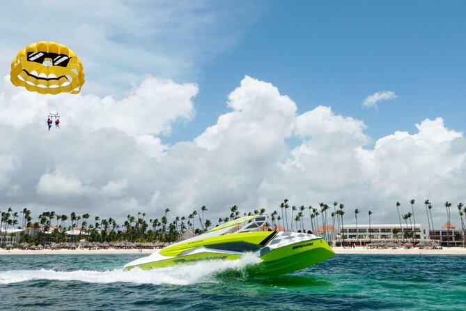 15 Minutes Parasailing in Punta Cana - Who Will Enjoy This Most