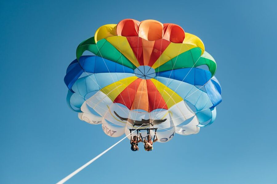 Albufeira: Parasailing Boat Trip - Flying Above Albufeira’s Beaches