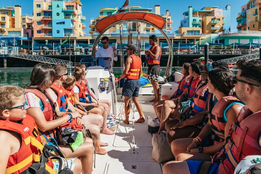 Albufeira: Parasailing Boat Trip - FAQ