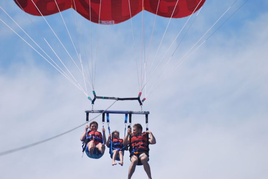 Alicante: Boat Trip and Parasailing Experience with Drink - Alicante from 150 meters above the sea
