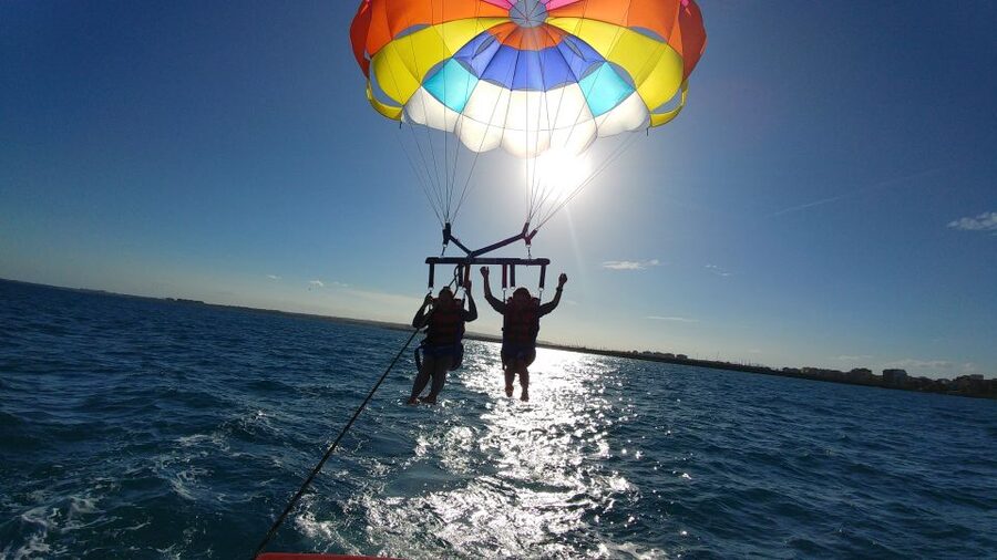 Alicante: Boat Trip and Parasailing Experience with Drink - Meeting at Marina de Alicante