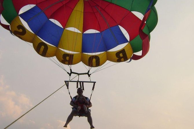 Amazing Parasailing Trip in Hurghada Including Transfers - A short flight with a wide Red Sea view