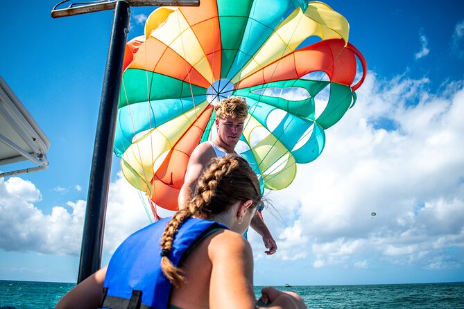 Aruba Parasailing Experience from Noord - Who will enjoy this Aruba experience?
