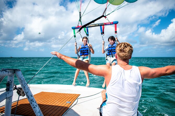 Aruba Parasailing Experience from Noord - The safety briefing and boat setup