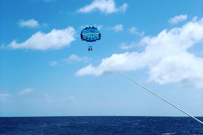 Aruba Parasailing with Unparalleled Views - The crew makes the biggest difference
