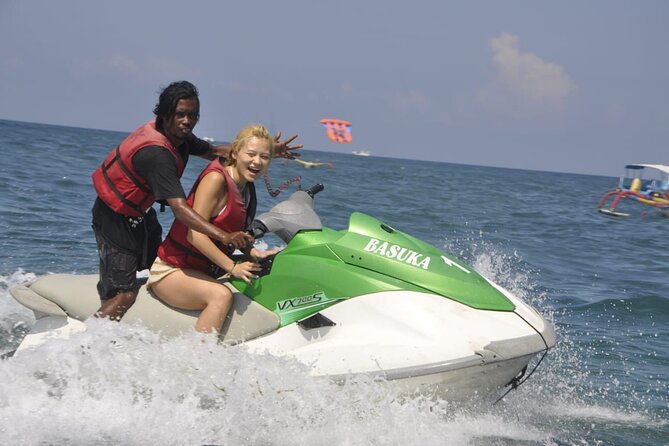 Bali Water Sport: Parasailing - Sea Walker -Jet Ski - Fly Board - Friendly staff and a smoother first attempt