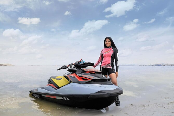 Bali Watersport Package: Parasailing Adventure, Jet Ski, Banana and Donut Boat - Banana boat and rolling donut boat