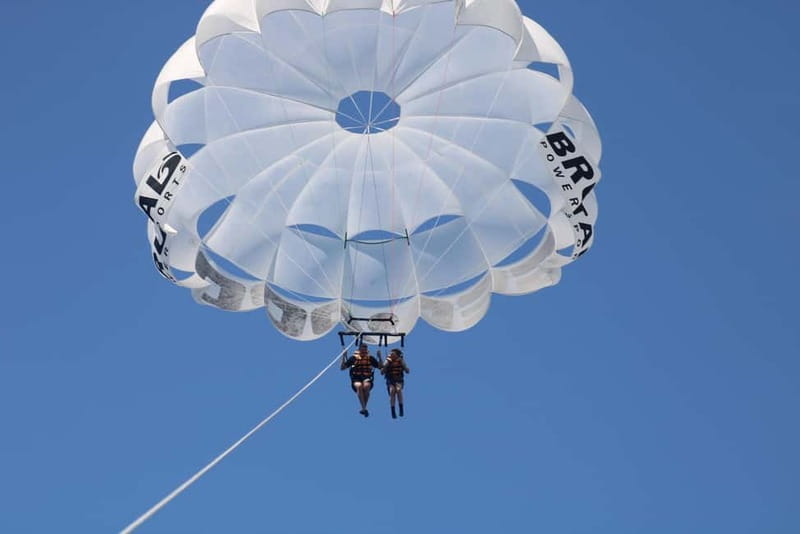 Barcelona: Parasailing magic flight and views above the sea - Who will enjoy this most?