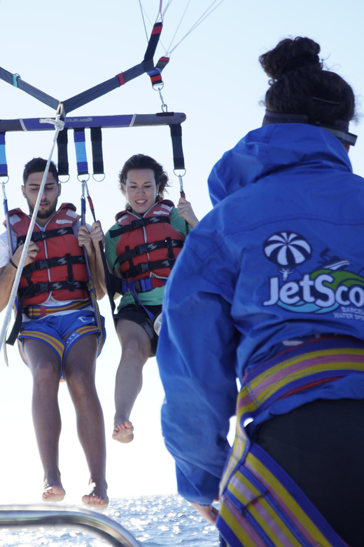 Barcelona: Parasailing with 360º Panoramic Skyline Views - Booking advice for a smooth outing