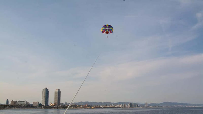Barcelona: Parasailing with panoramic views over the sea - Practical tips for a smoother flight