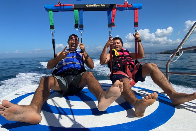 Boat Parasailing with Aguas Azules - What the boat time feels like for a group