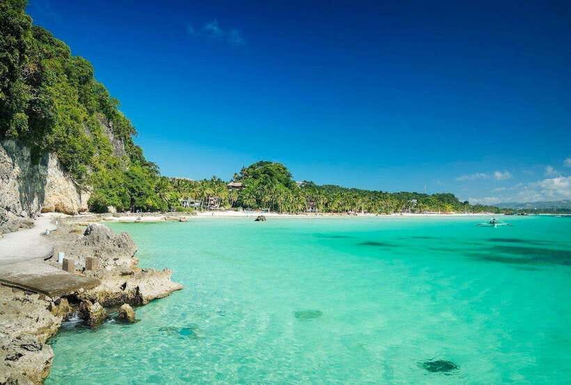 Boracay: Island Hopping with Parasailing Experience - Parasailing adds the big moment
