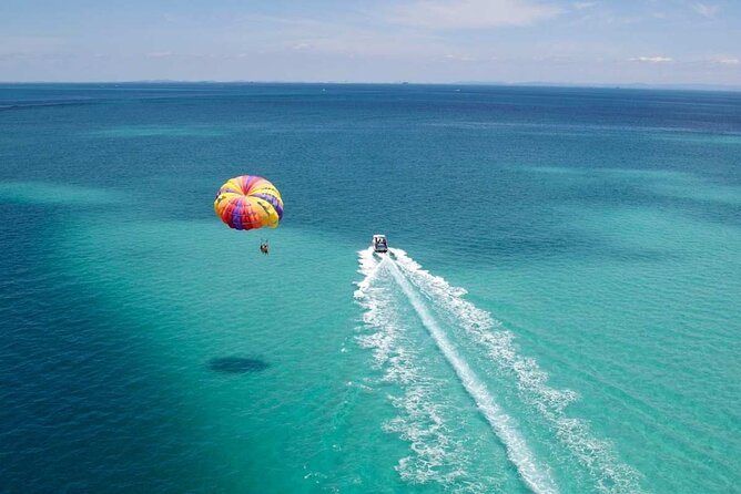 Boracay Parasailing Experience - Safety and comfort on the water