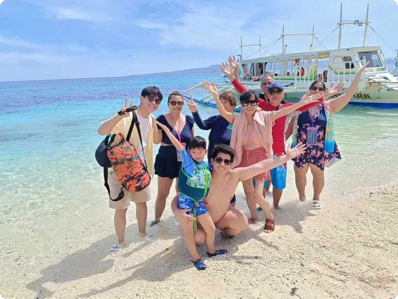Boracay: Parasailing, Island Hopping, ATV Ride and Kawa Bath - What this Boracay day is really like