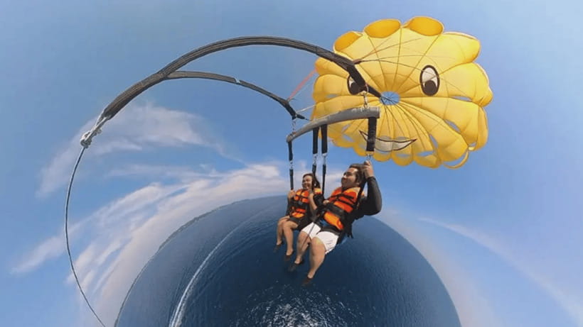 Boracay Parasailing with Insta 360 - The flight: solo or with a friend