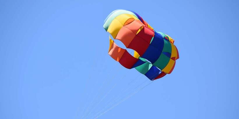 Boracay: Solo or Tandem Parasailing Experience - What to bring and what to leave behind