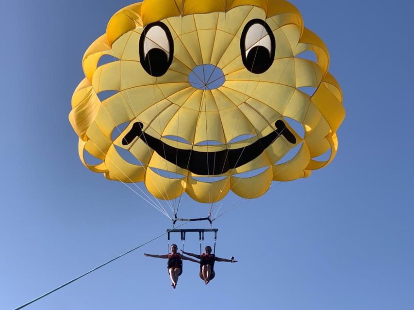 Cala Bona: Parasailing Experience - Shared flights, weight limits, and comfort