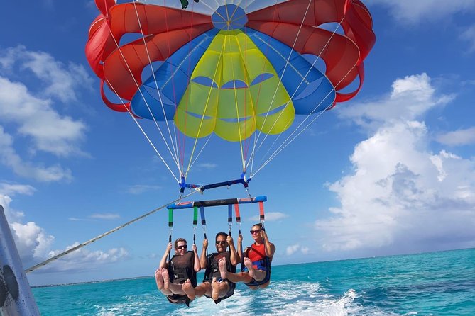 Capt Marvin Watersports / Parasail - Private Tour - Dry flight or an optional dip in the sea