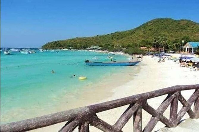 Coral Island speed boa-Parasailing and others activities choice - Thai lunch breaks up the morning