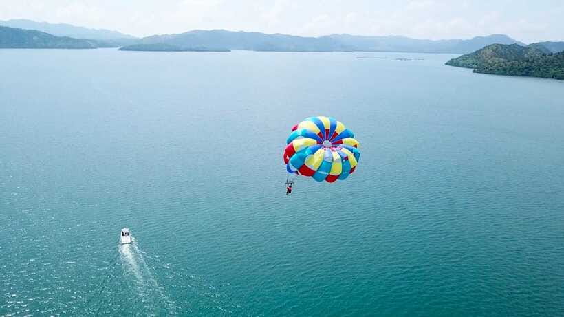 Coron: Parasailing Experience - Is $81 good value for two people?