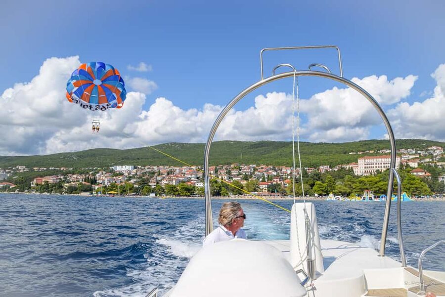 Crikvenica: Parasailing Experience Over the Adriatic Sea - Taking the speedboat out to the launch area