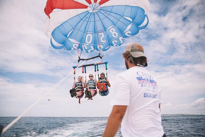 Destin Parasailing Trips - Why the flight can feel both thrilling and calm
