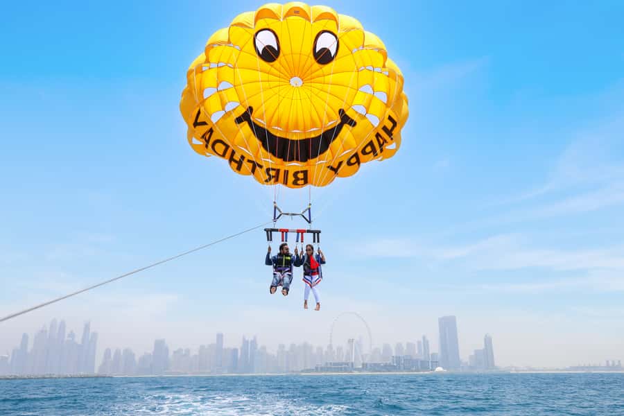 Dubai: Parasailing with Happy birthday Parachute JBR & Palm - Small practical details that can save trouble