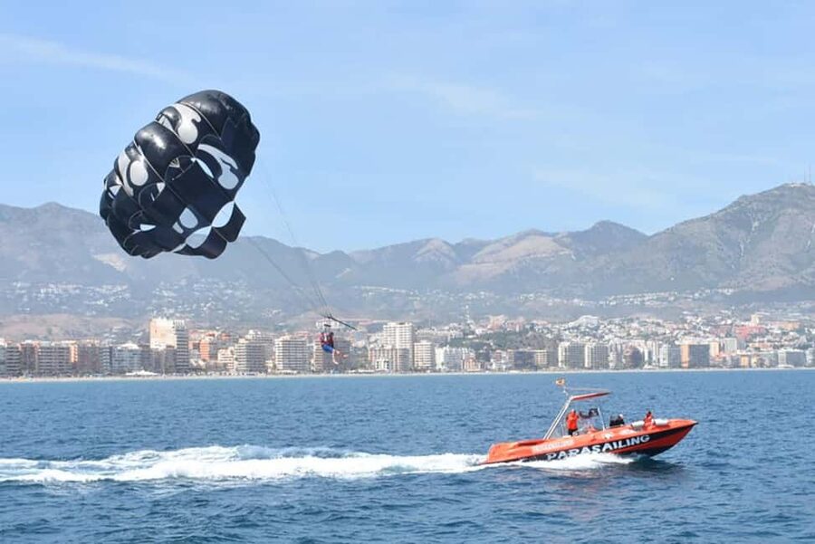 Fuengirola: The Best Parasailing Experience in Fuengirola - Key points to know before booking