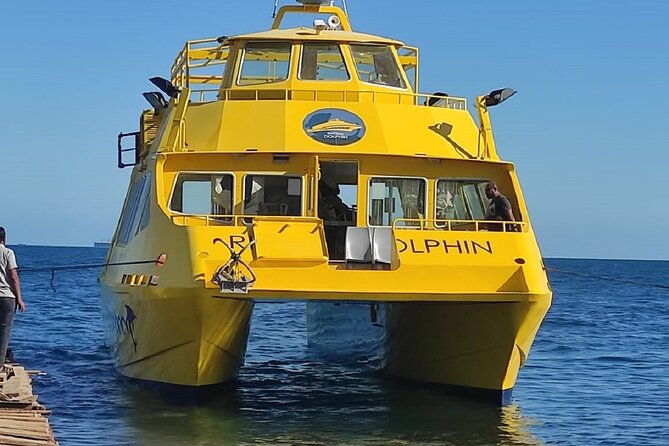 Hula Hula Island by Catamaran with Parasailing Fly - Hurghada - Sailing out for the snorkeling stop
