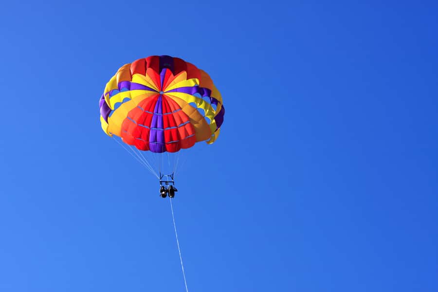 Hurghada: Parasailing Adventure on the Red Sea - Hotel pickup and the trip to Hurghada Marina
