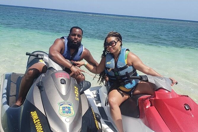 Jetski and Parasailing w/ Entry & Private Transportation - Who will get the most from this outing