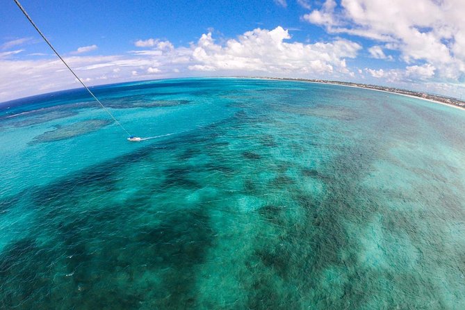 Key to the Sea Parasailing- Birds Eye View of the Best Beach in the world - Safety instructions and takeoff from the stern