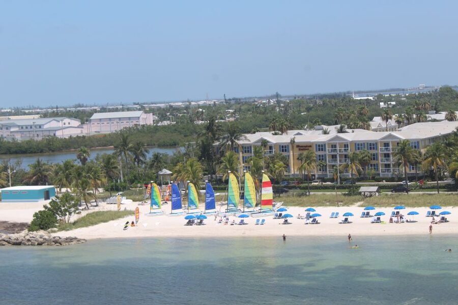 Key West: All-Day Watersports Beach Pass With Parasailing - Weather, seaweed, and real beach conditions