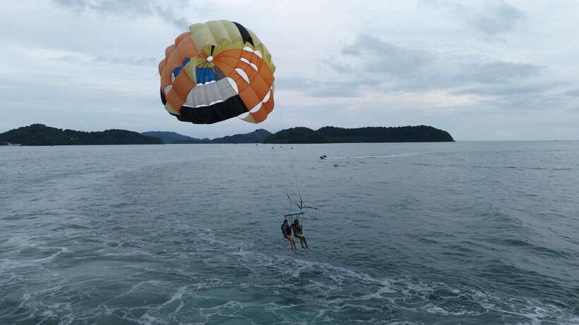 Langkawi: Jet Ski and Parasailing Tour - Why this tour works for an active Langkawi day