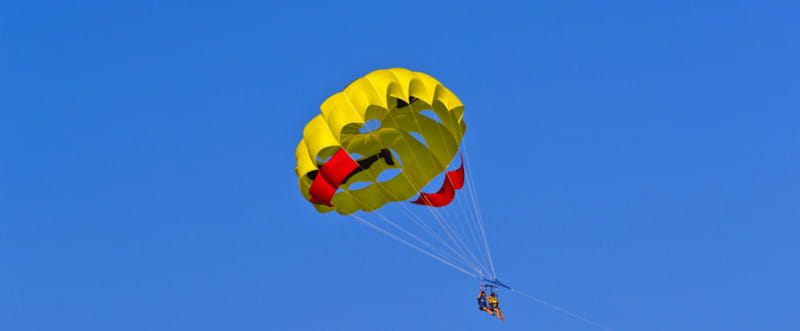 Los Cabos: Parasailing by Speedboat - Why the Glass-Bottom Boat Ride Matters