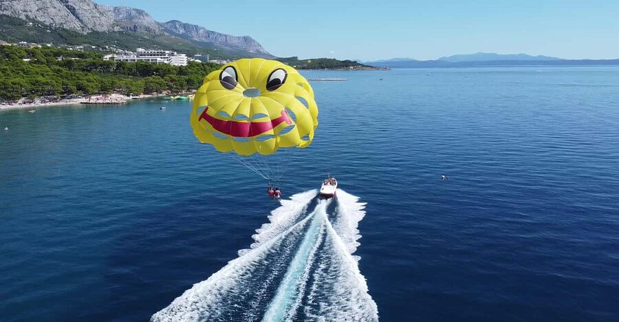 Makarska: Parasailing Experience - MPL Nautika - Leaving Makarska Harbor for the Open Water
