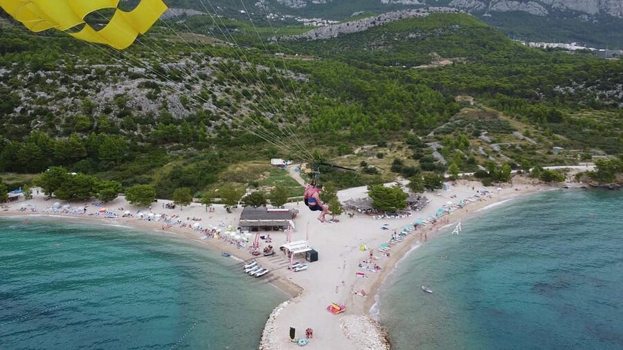 Makarska: Parasailing Experience - MPL Nautika - The Crew, Languages, and Group Size