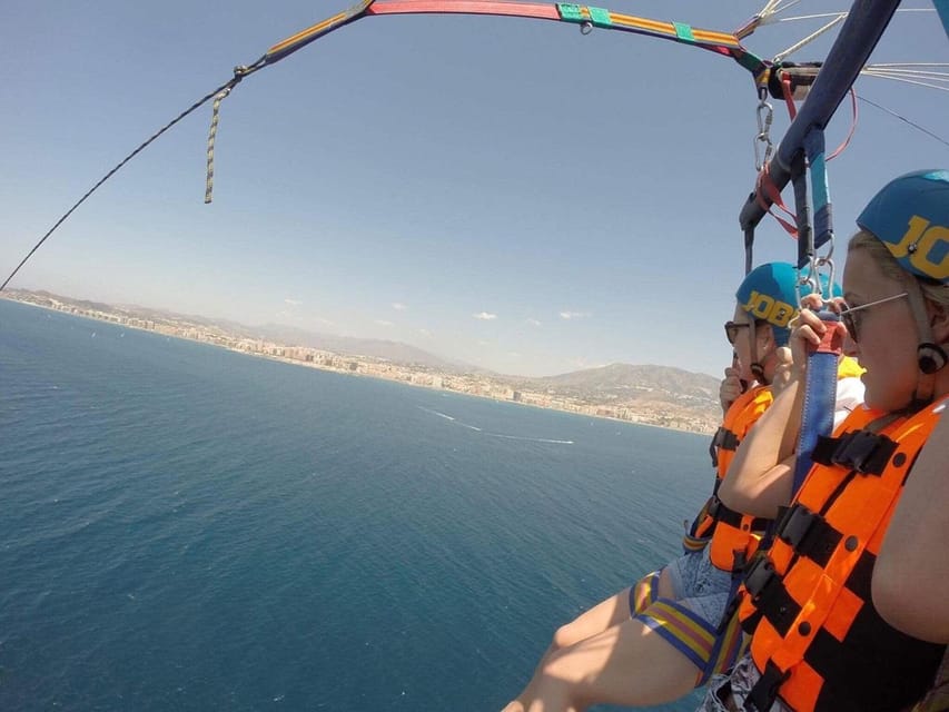 Marbella: Parasailing Flight from Puerto Banus - Why the small group size helps