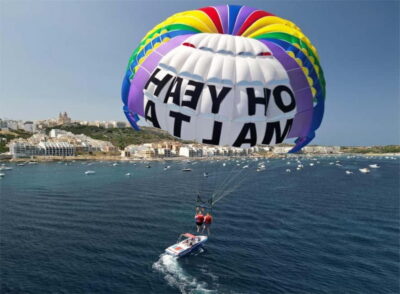 Mellieha Bay: Parasailing