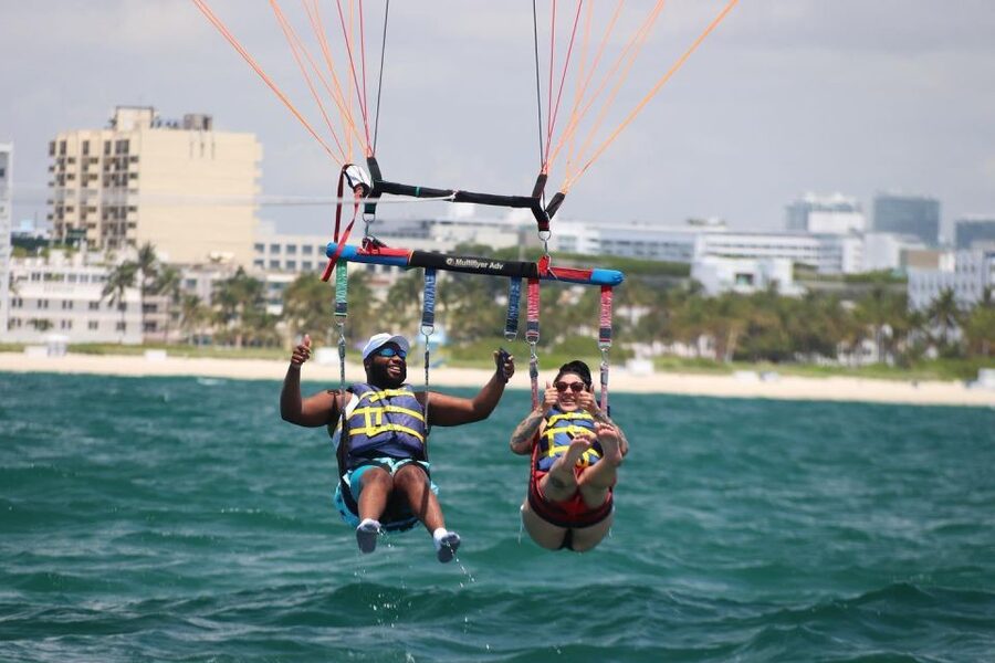 Miami Beach: Parasailing Boat Tour in South Beach - Deciding on the optional water dip