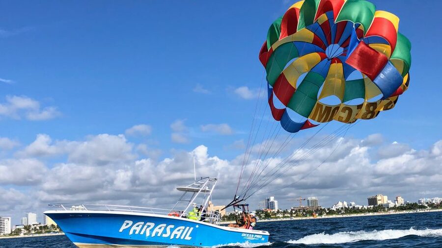 Miami Beach: Parasailing Boat Tour in South Beach - Photos, timing, and the best time to go