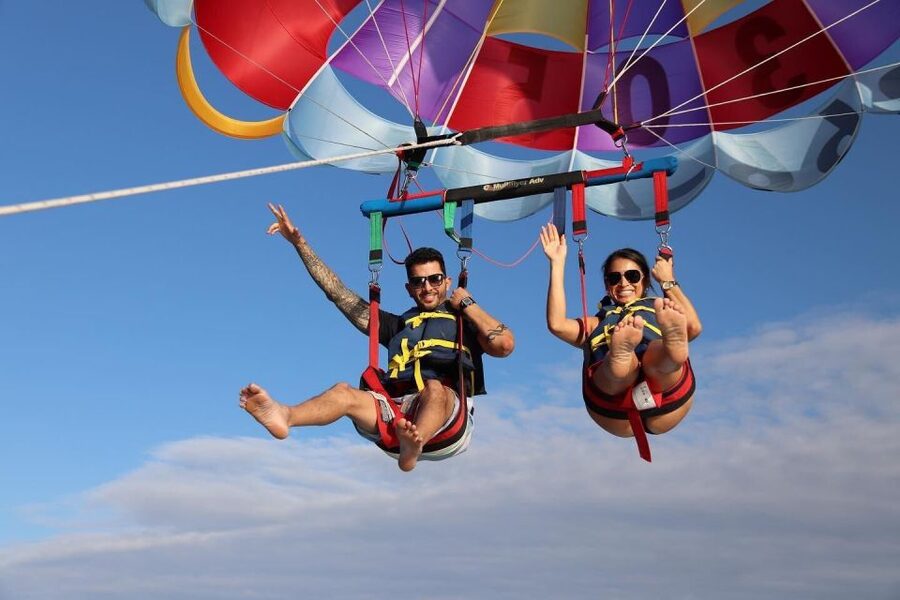 Miami Beach: Parasailing Boat Tour in South Beach - Cruising across Biscayne Bay before your turn