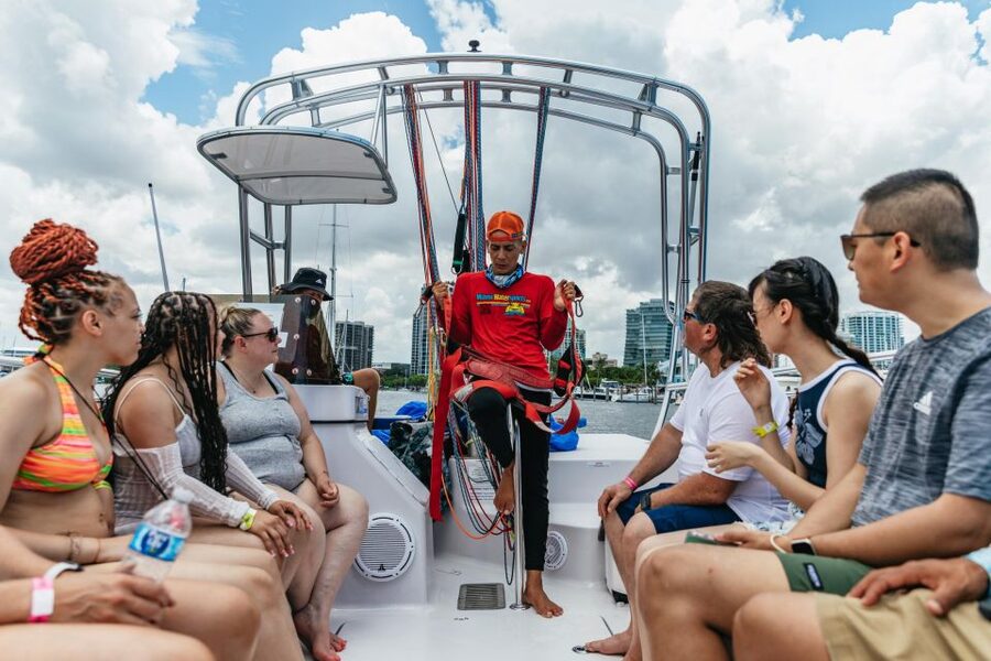 Miami: Parasailing Experience in Biscayne Bay - Key points before you book