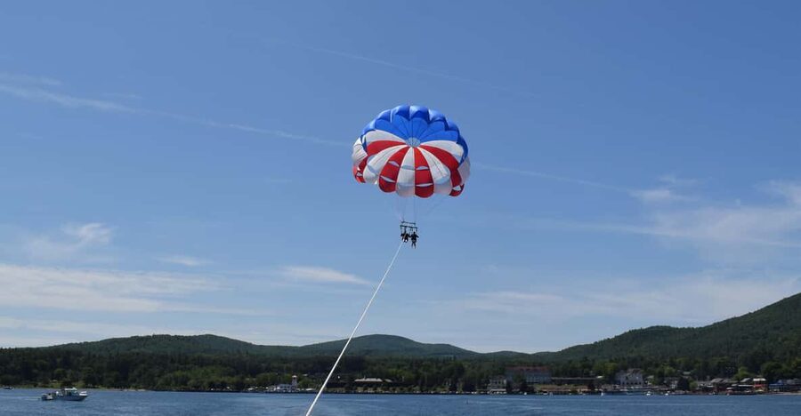 New York: Lake George Parasailing Experience - Who will enjoy this most