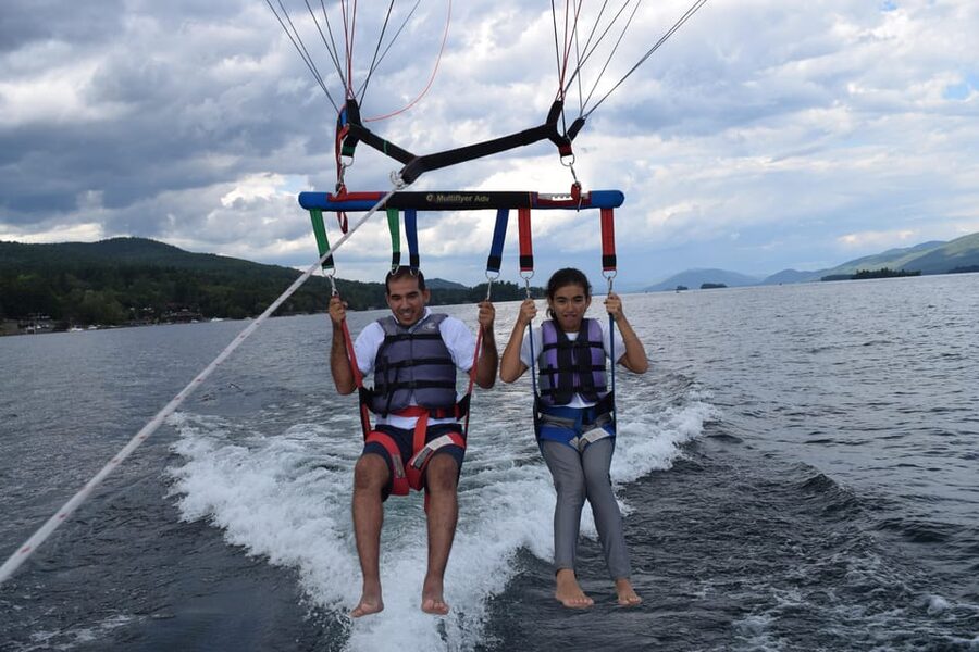 New York: Lake George Parasailing Experience - The safety routine before takeoff