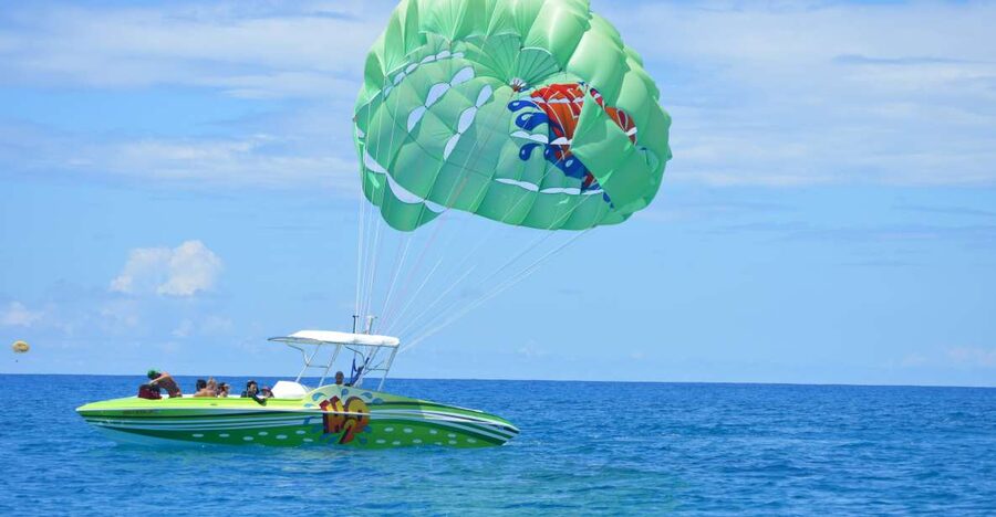 Oahu: Parasail on Maunalua Bay with Diamond Head Views - Key points to know before you book