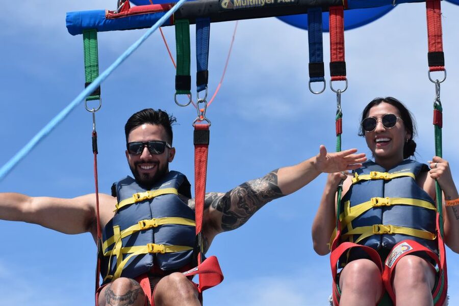 Oahu: Waikiki Parasailing - Who will enjoy this Waikiki flight