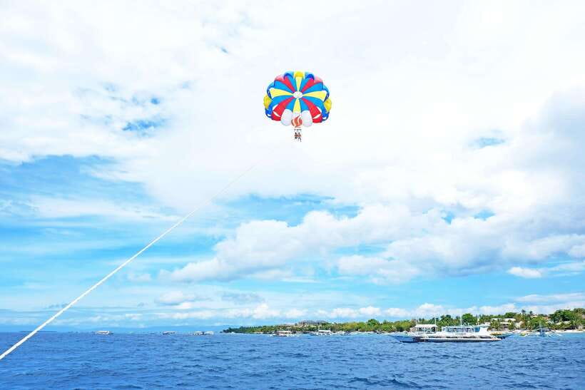 Panglao: Solo or Tandem Parasailing Experience near Alona - What the safety setup means for you
