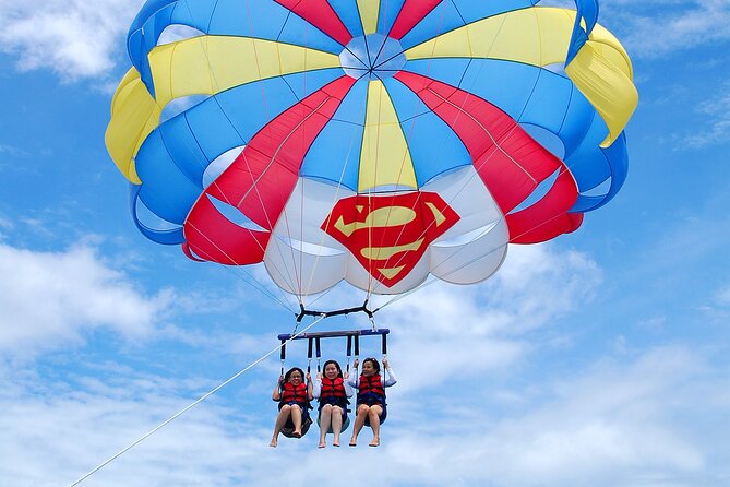 Parasailing Adventure in South Padre Island - The boat ride is part of the outing
