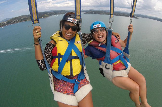 Parasailing Adventure Over the Bay of Islands - Tandem, triple, and the full-dip option